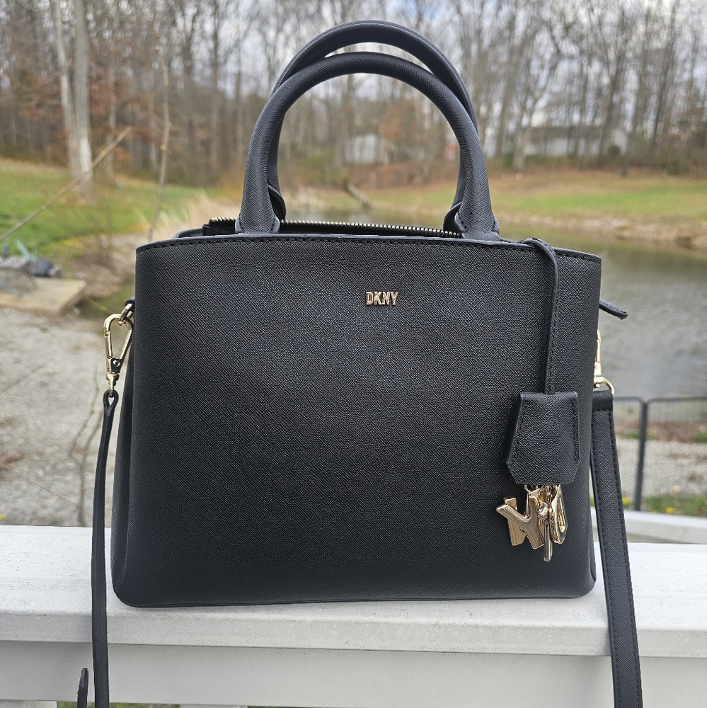 DKNY Black MEDIUM Handbag Satchel